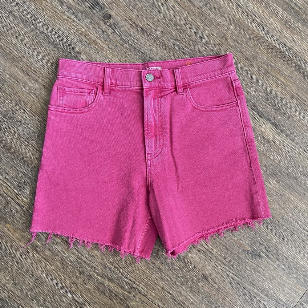 Faherty Sunwashed Pink Denim Raw Hem Shorts Womens Size‎ 26